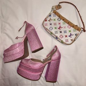 Charlize Steve Madden heels